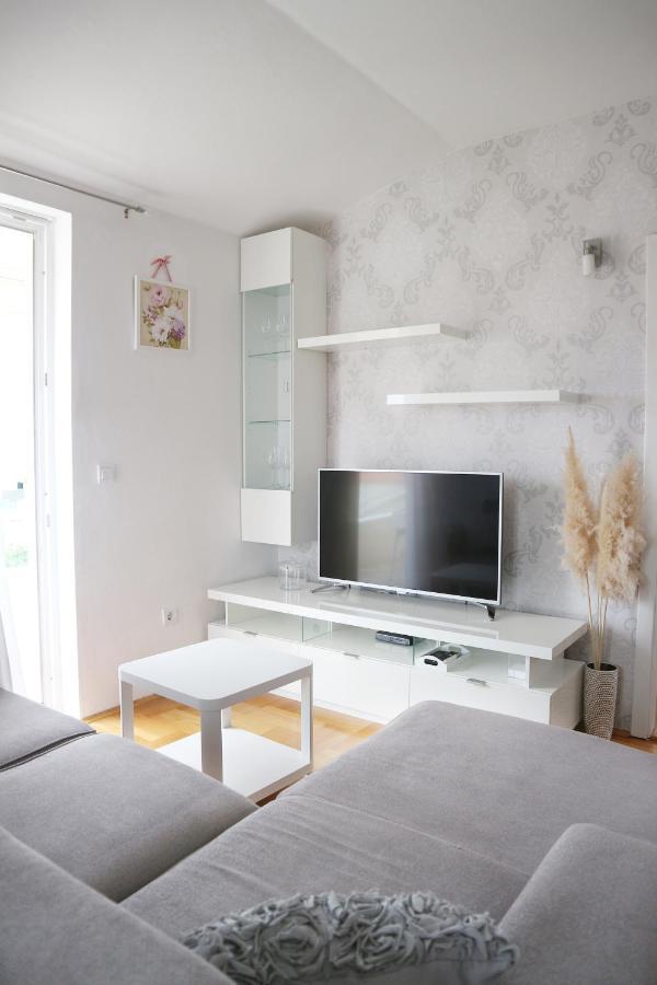 Apartments Keko Primošten Extérieur photo